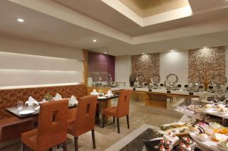 Ramada Ahmedabad - Ahmedabad - 9