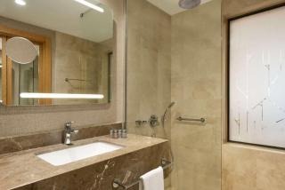 Ramada Hotel & Suites by Wyndham Adana - 1
