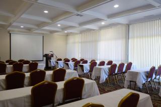 Ramada by Wyndham Sacramento - Sacramento - 2