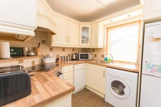 Excellent Location - City Centre - Parking - 4 Beds -2 Bedrooms - Belfast - 7
