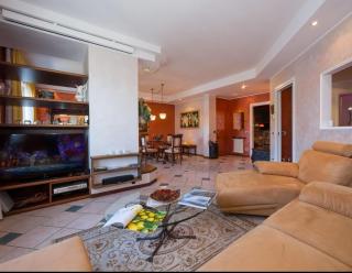 Lo Specchio Sul Lago - The House Of Travelers - Como - 3