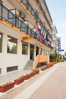 Hotel Regent - Pescara - 0