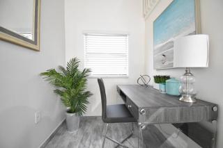 Trendy LOFT apt Hollywood Beach Unit # 4 - Hollywood - 2
