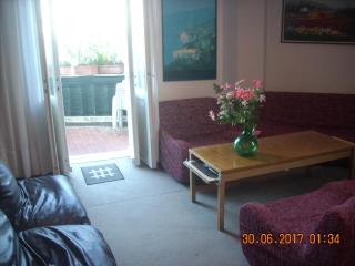 Apartment at Sea - 1