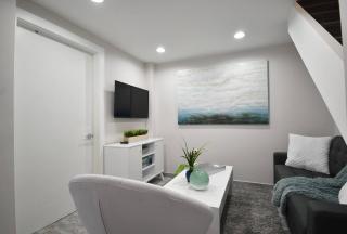 Oceanside Boutique Loft Apt Cozy Beach Unit 7 - Hollywood - 3