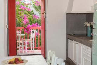 Thalassitra Private Pool Suites - Adamantas - 1