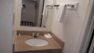 Red Carpet Inn - Gibbstown - 1