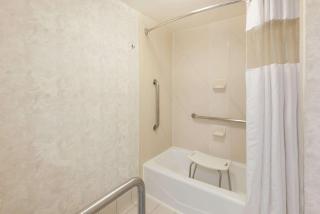 Wyndham Garden Monterrey Norte - 1