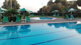 Pylea Beach Hotel - 8