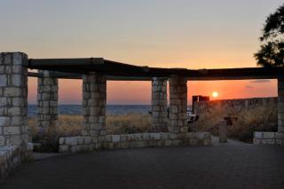 Lodge On The Sea - 1