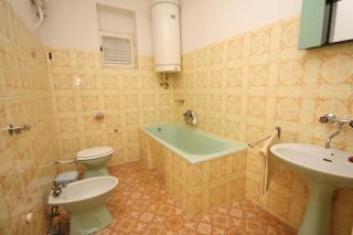 Apartments by the sea Vinisce, Trogir - 4892 - 7