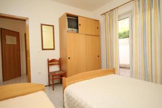 Apartments by the sea Duce, Omis - 5275 - Dugi Rat - 8