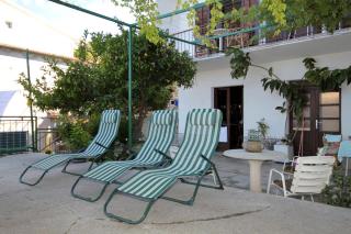 Apartments by the sea Podgora, Makarska - 6836 - Podgora - 1