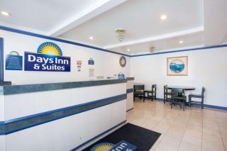 Days Inn by Wyndham Orange Anaheim - Orange - 8