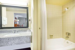 Days Inn by Wyndham Paintsville - Paintsville - 4