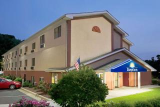 Days Inn by Wyndham Torrington - Torrington - 8
