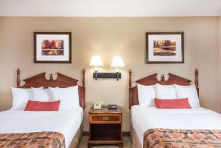 Days Inn by Wyndham Show Low - 4