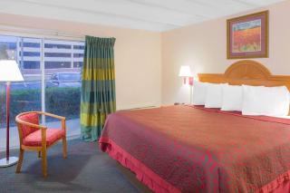 Days Inn by Wyndham Tallahassee University Center - Tallahassee - 7