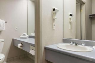 Days Inn by Wyndham Brockville - Brockville - 6