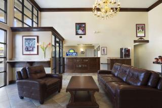 Days Inn & Suites by Wyndham Tuscaloosa - Univ. of Alabama - Tuscaloosa - 9