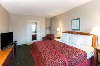 Days Inn by Wyndham Richmond - Richmond - 6