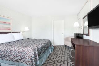 Days Inn by Wyndham St Clairsville - Saint Clairsville - 1