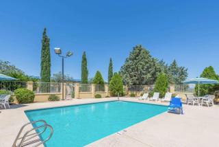 Days Inn by Wyndham Deming - 7