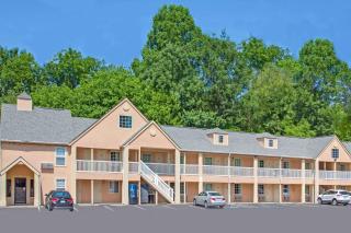 Days Inn by Wyndham Canton - Canton - 9
