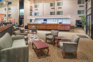 Days Inn by Wyndham Kirksville - Kirksville - 9