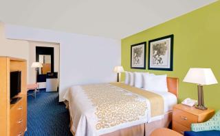 Days Inn by Wyndham Easton - Easton - 6