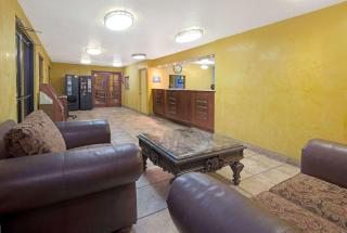 Days Inn by Wyndham East Albuquerque - Albuquerque - 9