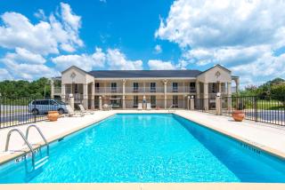 Days Inn by Wyndham Shorter - Shorter - 1