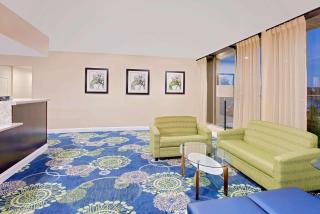 Days Inn by Wyndham Easton - Easton - 9