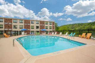 Days Inn by Wyndham Liberty - Ferndale - 6