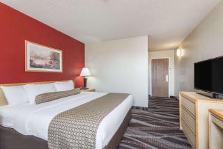 Days Inn by Wyndham Gillette - Gillette - 2