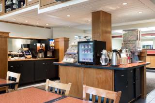 Days Inn by Wyndham Harrisburg North - Harrisburg - 6