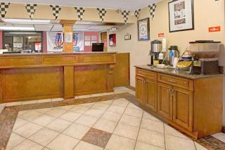 Days Inn by Wyndham Mooresville Lake Norman - Mooresville - 1