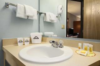 Days Inn by Wyndham Coeur d'Alene - Coeur d'Alene - 9