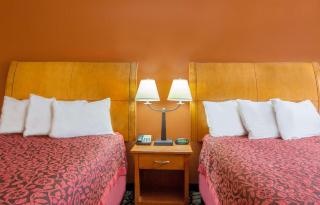 Days Inn by Wyndham Centerville - Centerville - 3