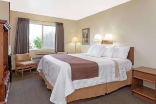Days Inn by Wyndham Missoula Airport - Wye - 2