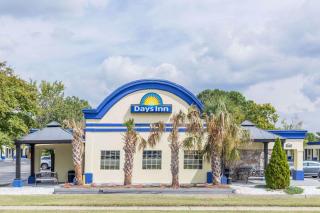 Days Inn by Wyndham Virginia Beach Town Center - Virginia Beach - 0