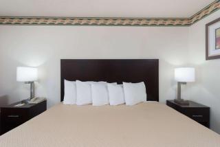 Days Inn by Wyndham Mexico - Mexico - 6