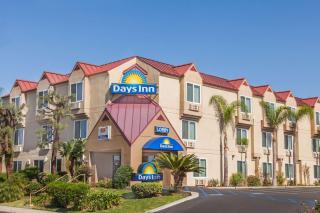 Days Inn by Wyndham Carlsbad - Carlsbad - 0