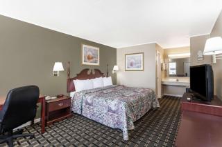 Days Inn by Wyndham Lenoir City - Lenoir City - 7