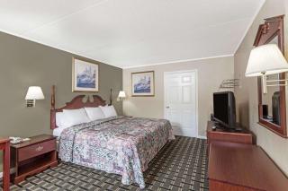Days Inn by Wyndham Lenoir City - Lenoir City - 5