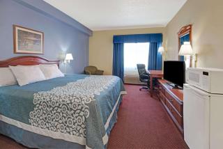 Days Inn by Wyndham Laramie - 2