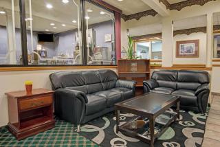 Days Inn by Wyndham Laramie - Laramie - 8