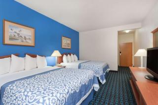 Days Inn & Suites by Wyndham Cambridge - Cambridge - 3