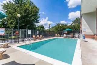 Days Inn & Suites by Wyndham Cambridge - Cambridge - 7