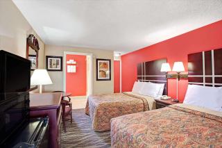 Days Inn by Wyndham Ridgefield NJ - Ridgefield - 2
